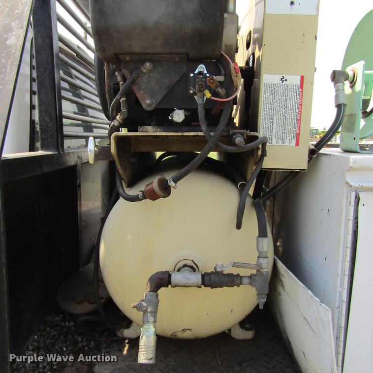 image for item DC0035 2008 Dodge Ram 4500 HD truck cab and chassis