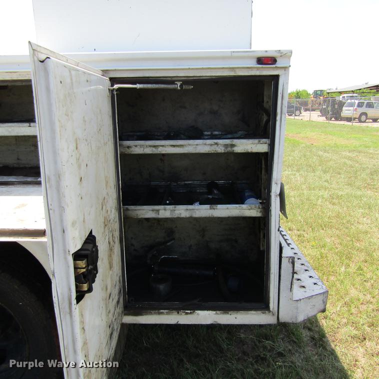 image for item DC0035 2008 Dodge Ram 4500 HD truck cab and chassis