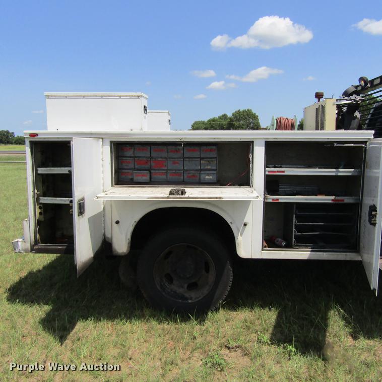 image for item DC0035 2008 Dodge Ram 4500 HD truck cab and chassis