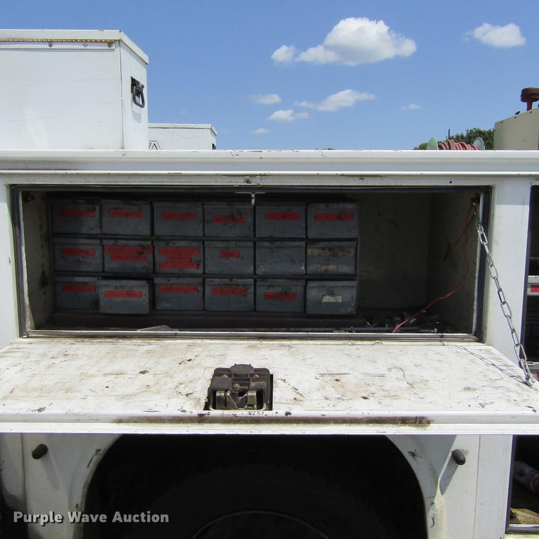 image for item DC0035 2008 Dodge Ram 4500 HD truck cab and chassis