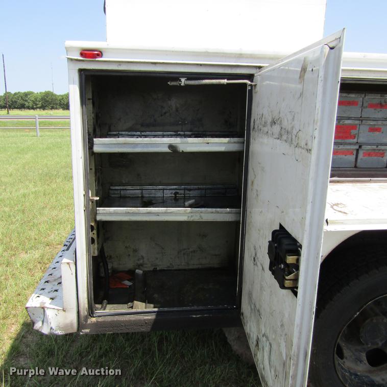 image for item DC0035 2008 Dodge Ram 4500 HD truck cab and chassis