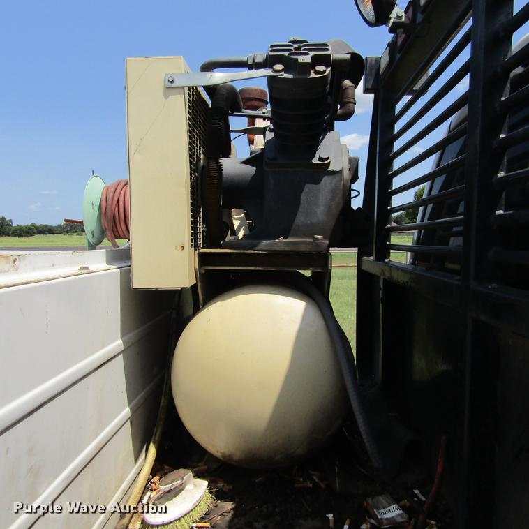 image for item DC0035 2008 Dodge Ram 4500 HD truck cab and chassis