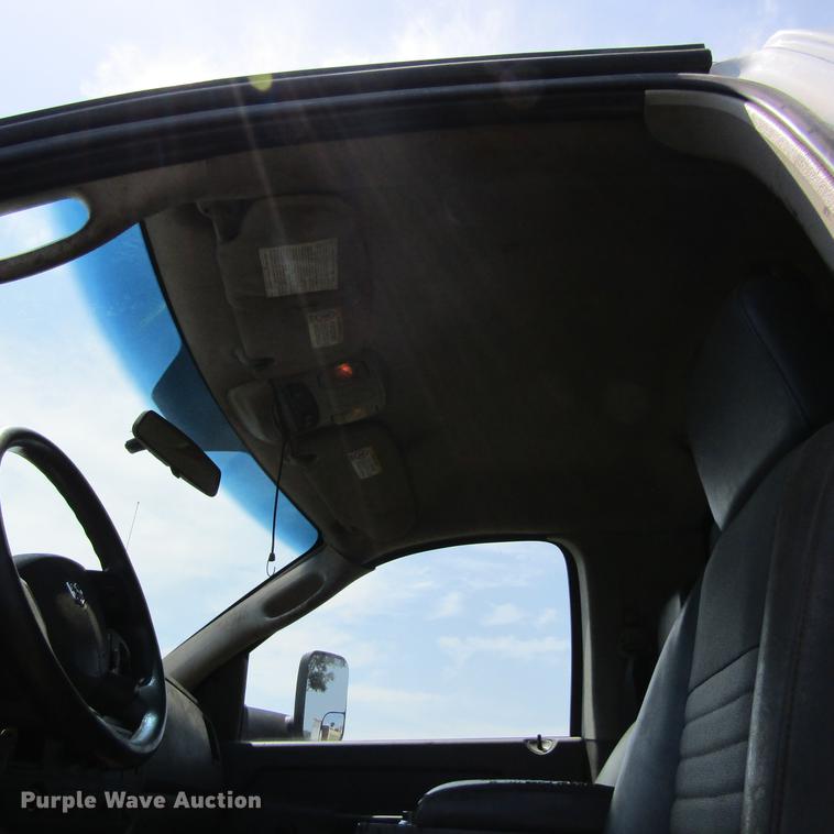 image for item DC0035 2008 Dodge Ram 4500 HD truck cab and chassis