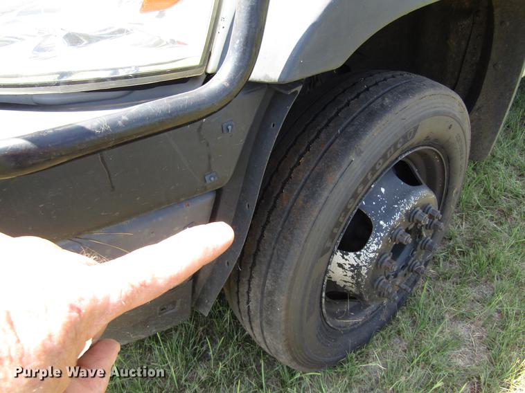 image for item DC0035 2008 Dodge Ram 4500 HD truck cab and chassis