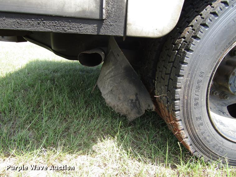 image for item DC0035 2008 Dodge Ram 4500 HD truck cab and chassis