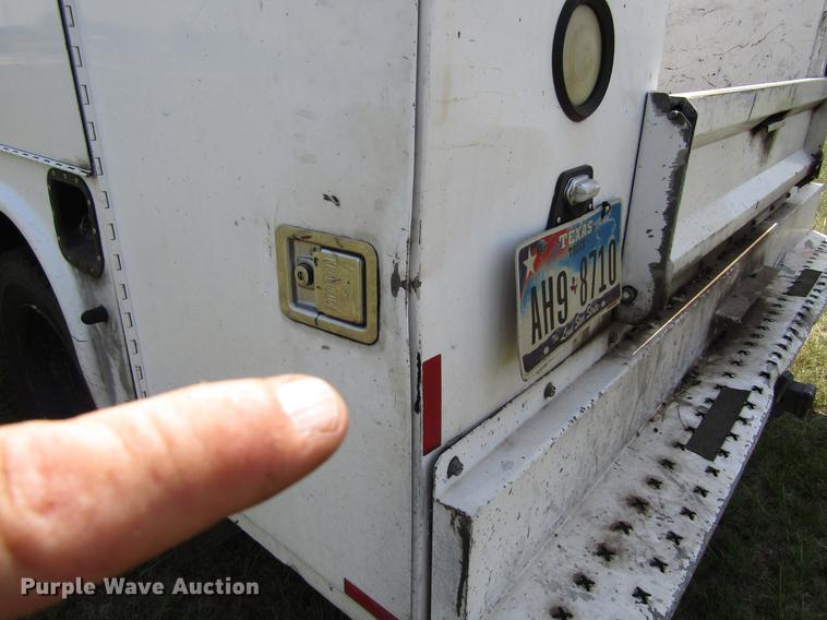 image for item DC0035 2008 Dodge Ram 4500 HD truck cab and chassis