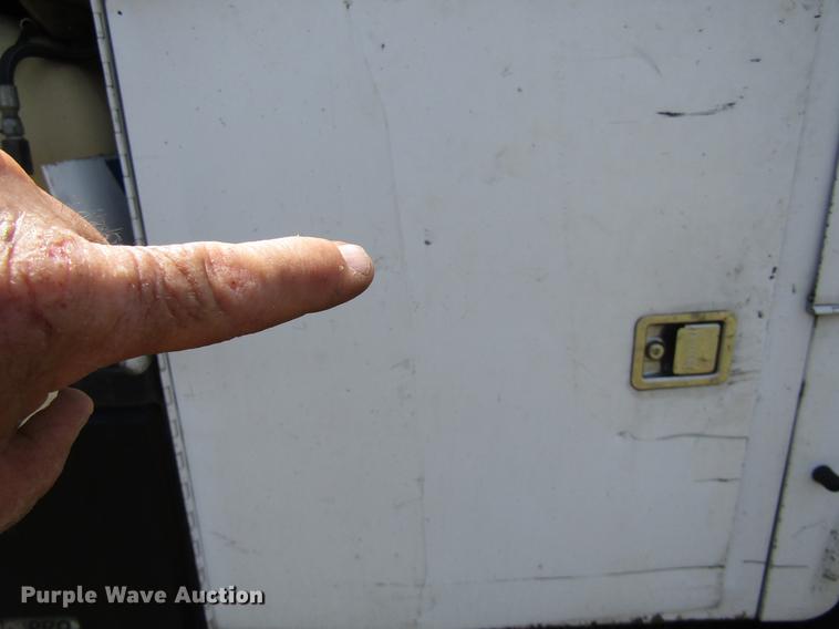 image for item DC0035 2008 Dodge Ram 4500 HD truck cab and chassis