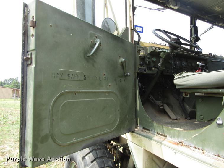 image for item DC0043 1989 BMY Harsco M972A2 flatbed truck