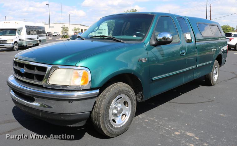 image for item DC7560 1997 Ford F150 SuperCab pickup truck