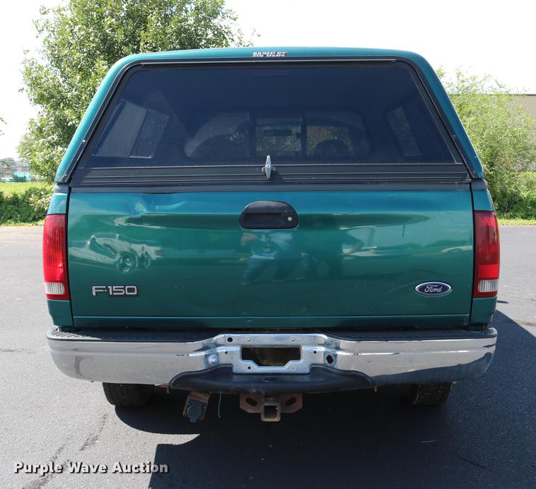 image for item DC7560 1997 Ford F150 SuperCab pickup truck