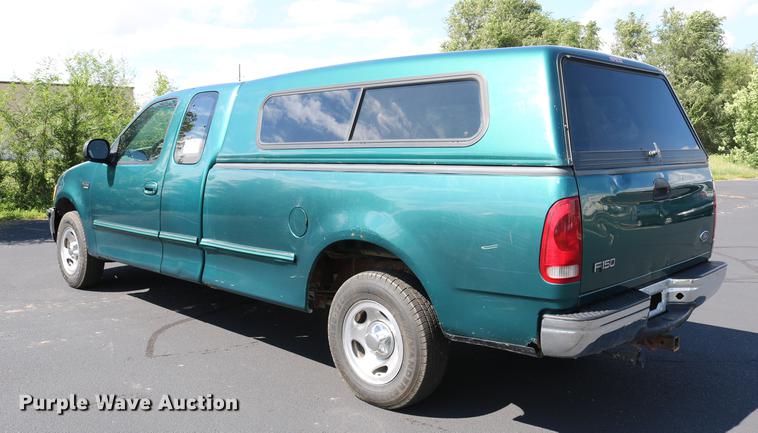 image for item DC7560 1997 Ford F150 SuperCab pickup truck
