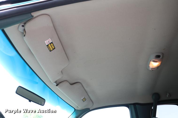 image for item DC7560 1997 Ford F150 SuperCab pickup truck