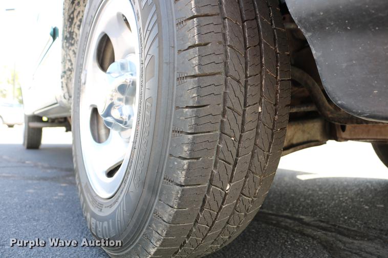 image for item DC7560 1997 Ford F150 SuperCab pickup truck