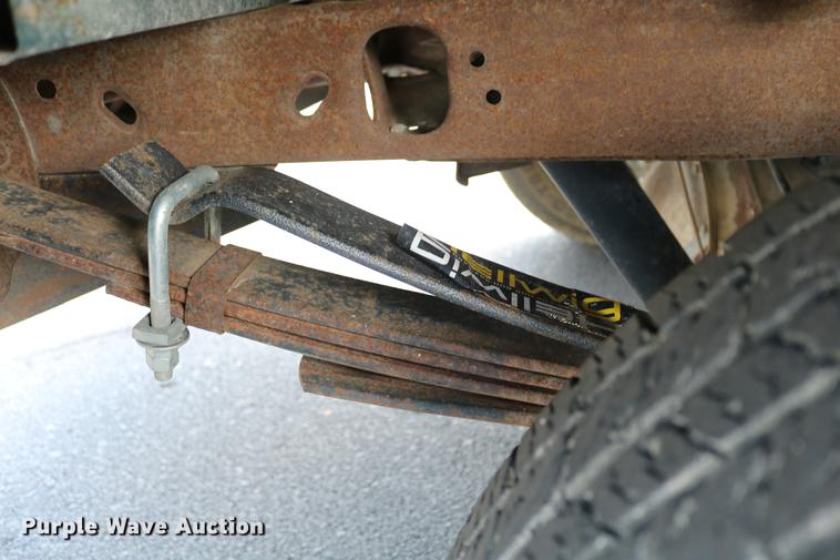 image for item DC7560 1997 Ford F150 SuperCab pickup truck