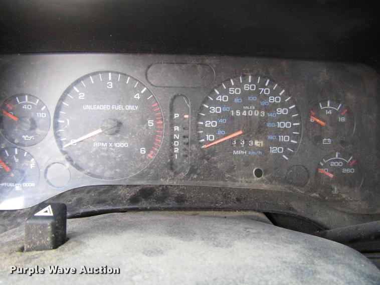 image for item DD4281 1995 Dodge Ram 2500 Club Cab pickup truck