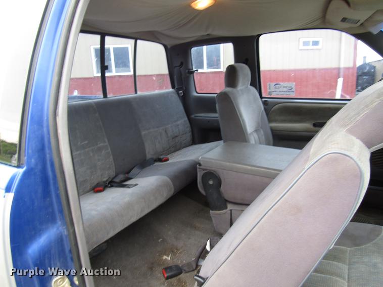 image for item DD4281 1995 Dodge Ram 2500 Club Cab pickup truck