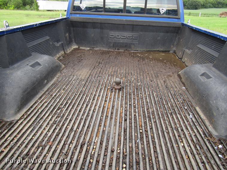 image for item DD4281 1995 Dodge Ram 2500 Club Cab pickup truck