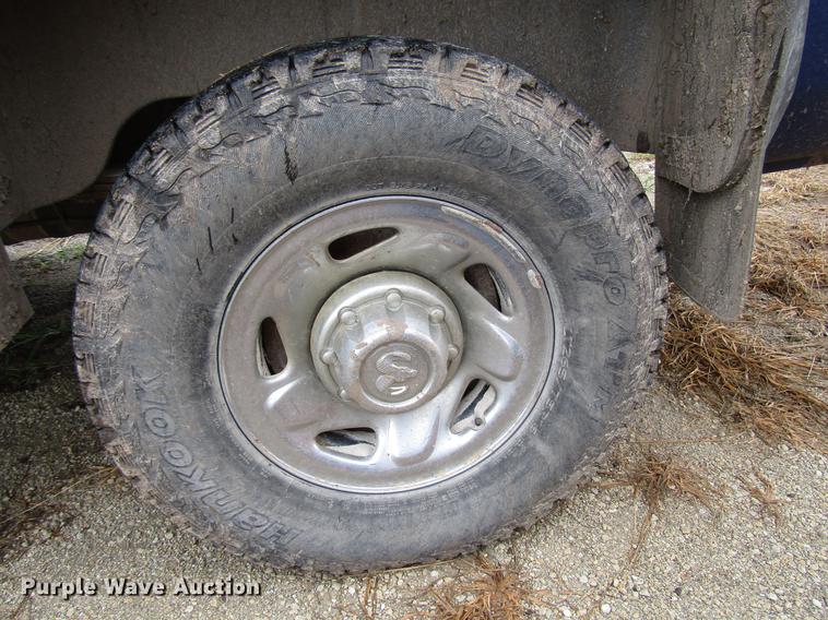 image for item DD4281 1995 Dodge Ram 2500 Club Cab pickup truck