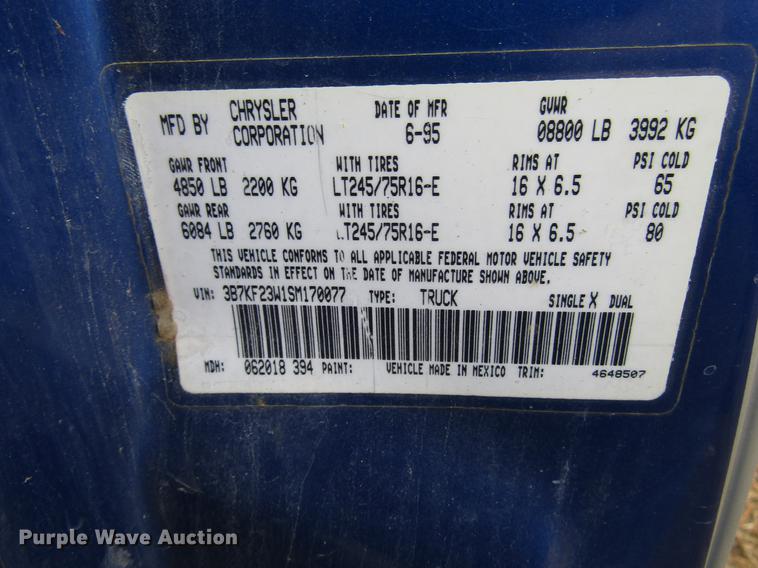 image for item DD4281 1995 Dodge Ram 2500 Club Cab pickup truck