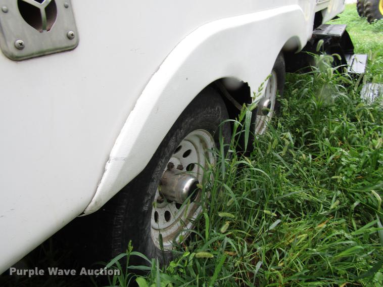 image for item DD4288 2001 Forest River Wildcat camper