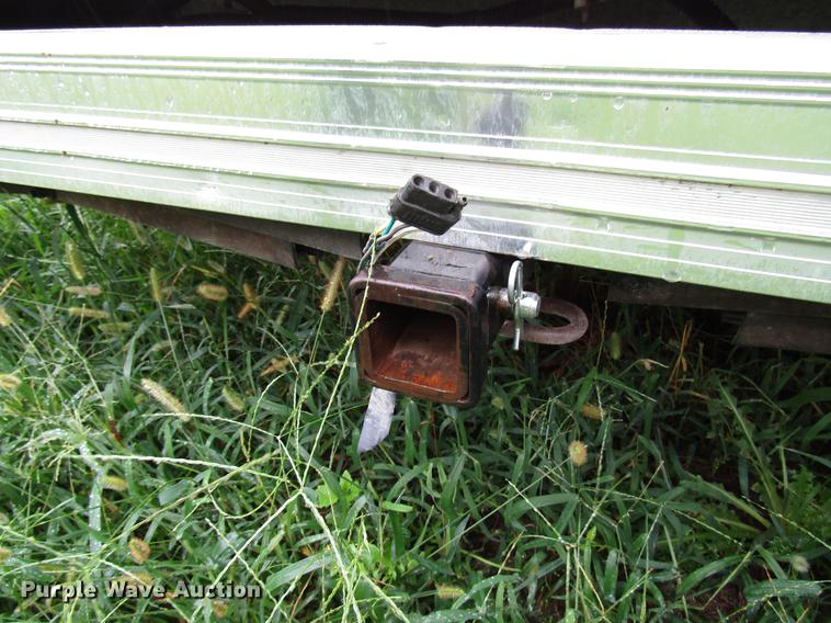 image for item DD4288 2001 Forest River Wildcat camper