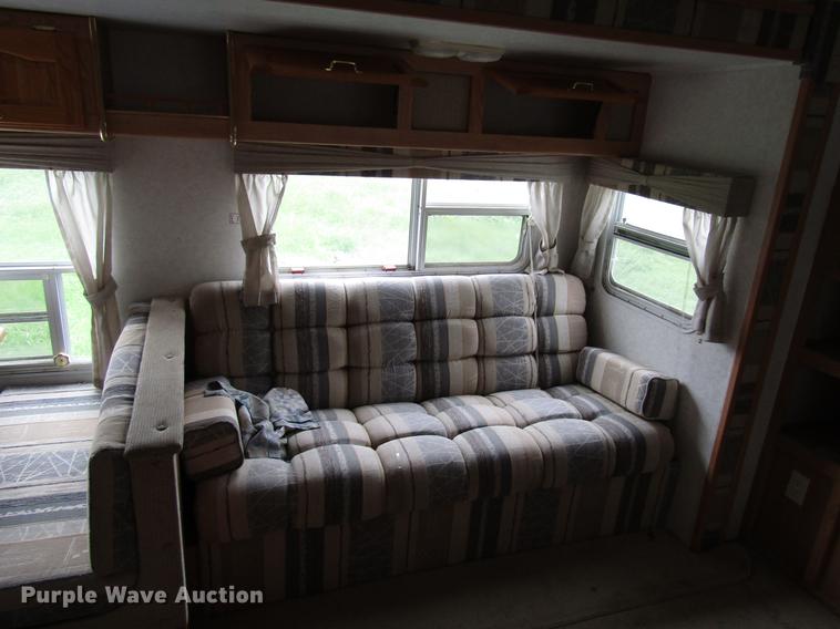 image for item DD4288 2001 Forest River Wildcat camper