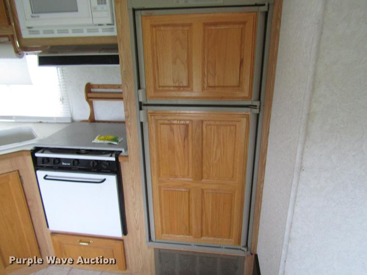 image for item DD4288 2001 Forest River Wildcat camper