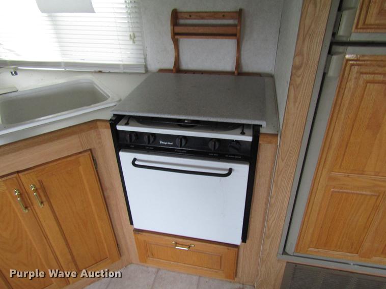 image for item DD4288 2001 Forest River Wildcat camper