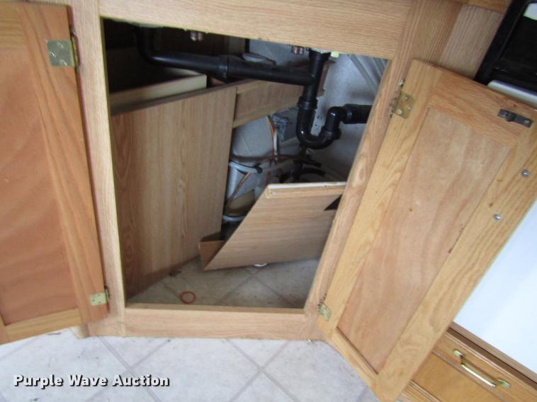 image for item DD4288 2001 Forest River Wildcat camper