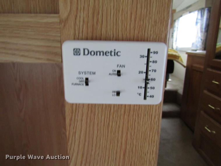 image for item DD4288 2001 Forest River Wildcat camper