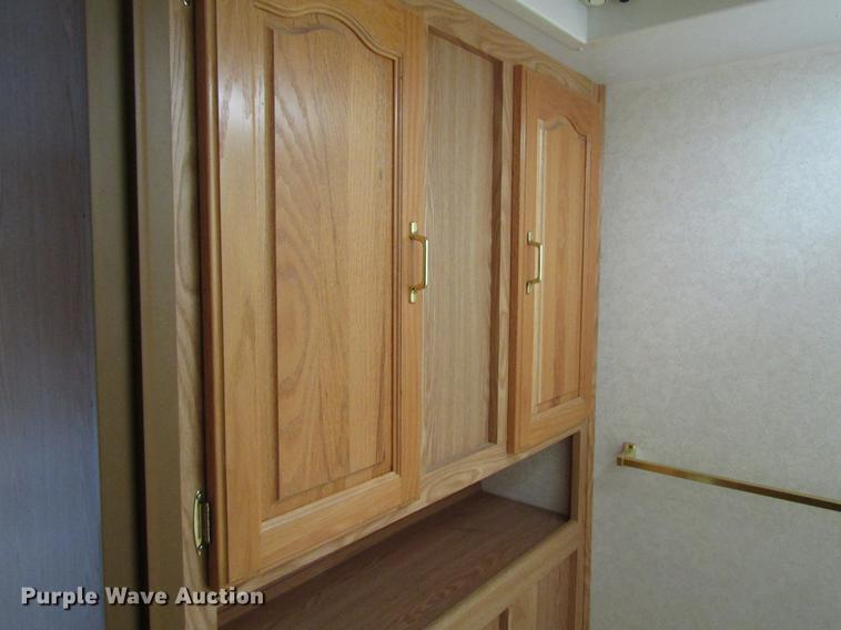 image for item DD4288 2001 Forest River Wildcat camper