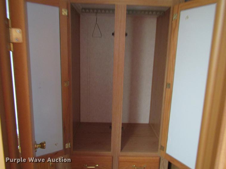 image for item DD4288 2001 Forest River Wildcat camper