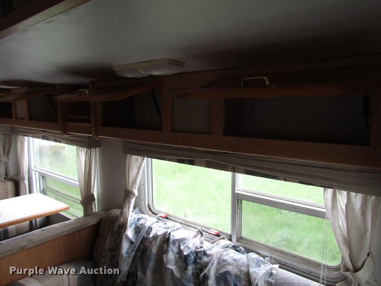 image for item DD4288 2001 Forest River Wildcat camper