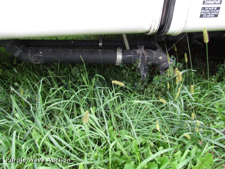 image for item DD4288 2001 Forest River Wildcat camper