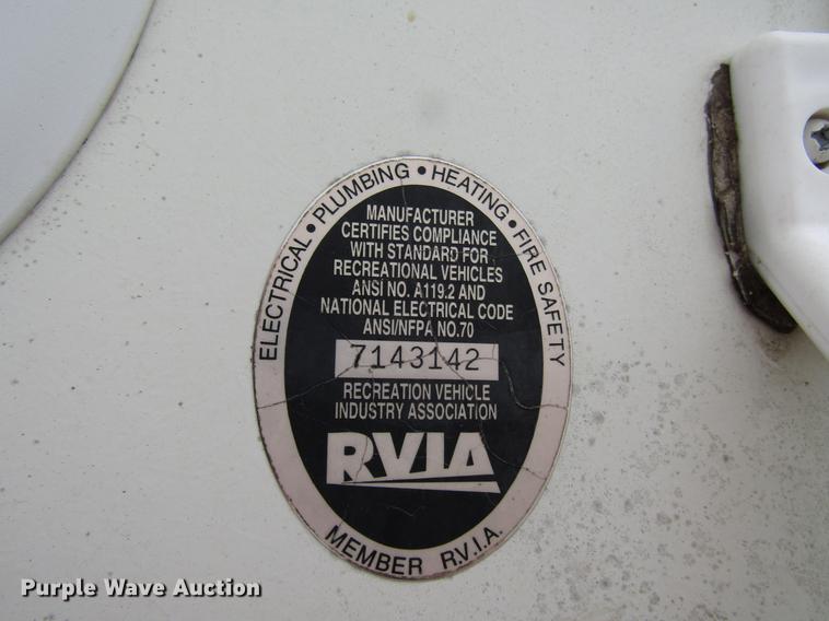 image for item DD4288 2001 Forest River Wildcat camper