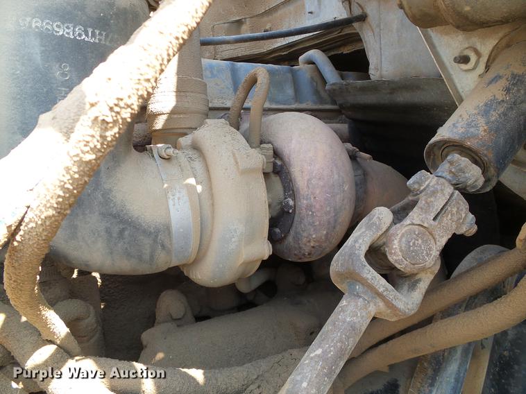 image for item DD5832 1988 Ford F800 flatbed truck