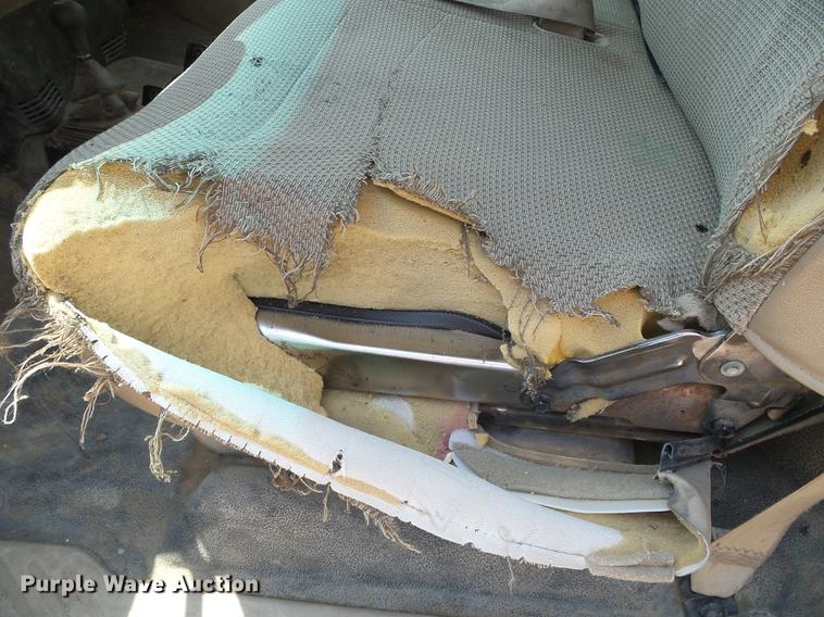 image for item DD5833 2001 Ford F150 XL pickup truck