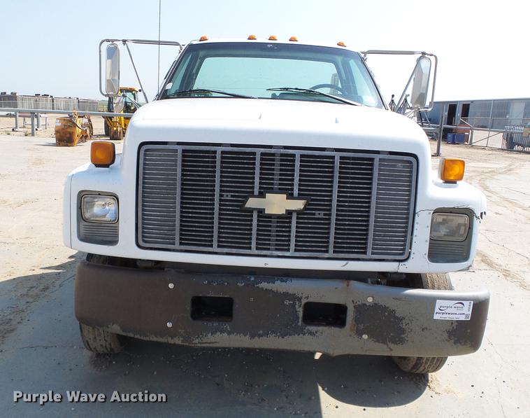 image for item DD5838 1995 Chevrolet Kodiak C5500 flatbed truck