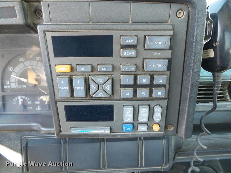 image for item DD5838 1995 Chevrolet Kodiak C5500 flatbed truck