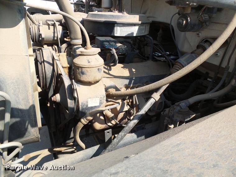 image for item DD5838 1995 Chevrolet Kodiak C5500 flatbed truck