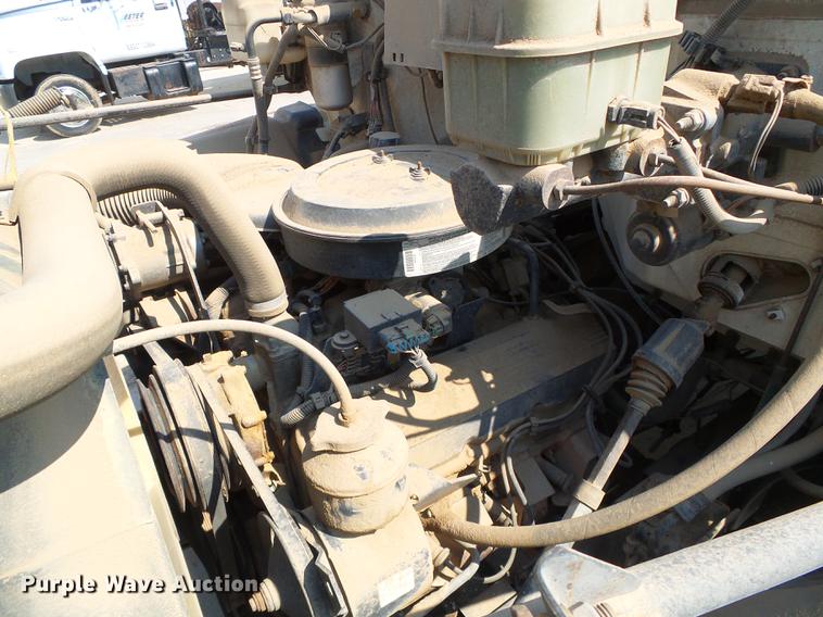 image for item DD5838 1995 Chevrolet Kodiak C5500 flatbed truck