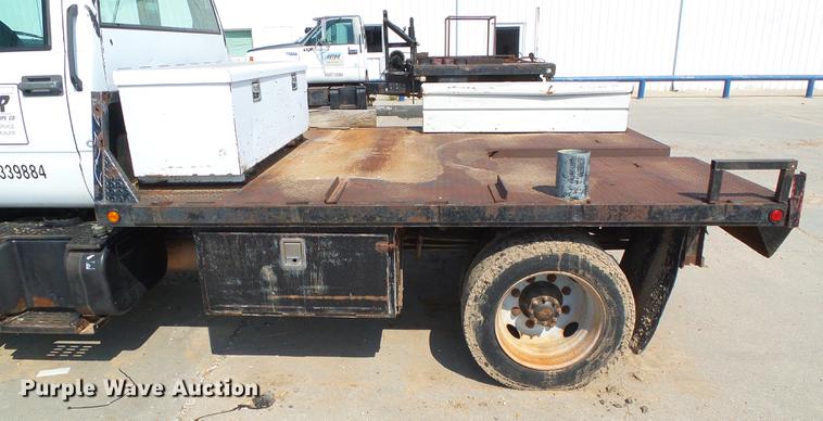 image for item DD5838 1995 Chevrolet Kodiak C5500 flatbed truck