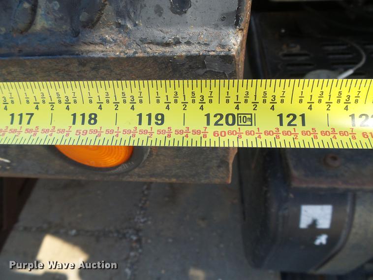 image for item DD5838 1995 Chevrolet Kodiak C5500 flatbed truck