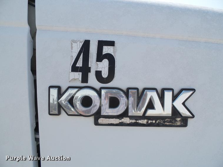 image for item DD5838 1995 Chevrolet Kodiak C5500 flatbed truck