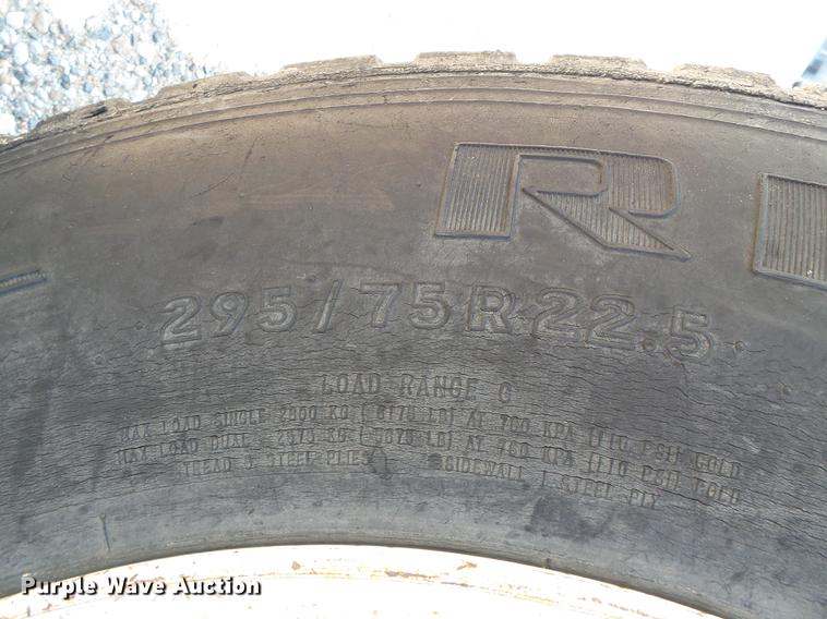 image for item DD5839 1999 Chevrolet C6500 truck cab and chassis