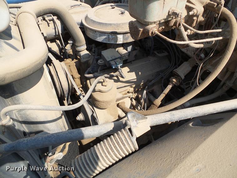 image for item DD5840 1995 Chevrolet Kodiak C5500 flatbed truck