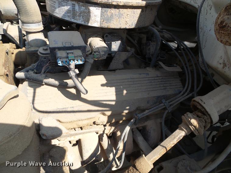 image for item DD5840 1995 Chevrolet Kodiak C5500 flatbed truck