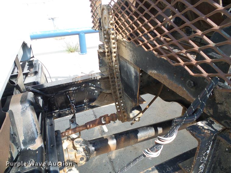 image for item DD5840 1995 Chevrolet Kodiak C5500 flatbed truck