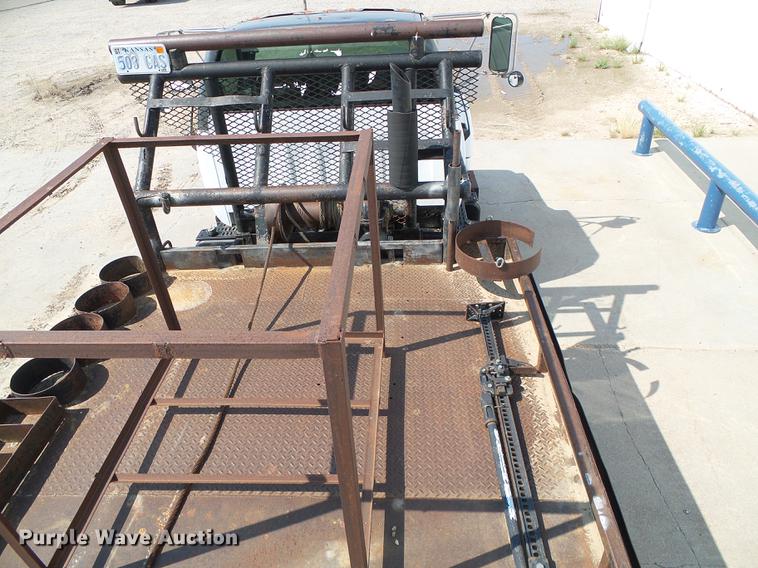 image for item DD5840 1995 Chevrolet Kodiak C5500 flatbed truck