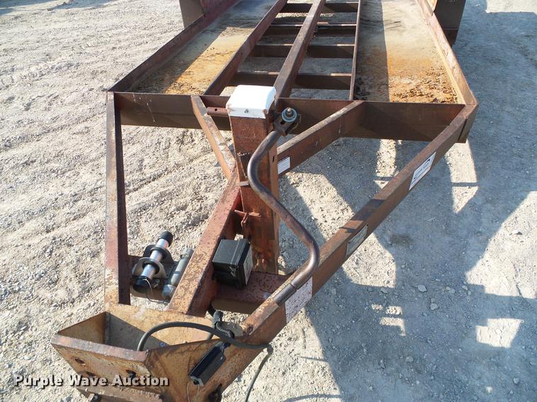 image for item DD5851 1995 Belshe T-2 equipment trailer